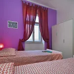 Center Big With Private Parking *