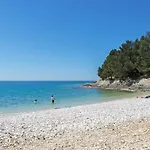 Center Big With Private Parking Apartment Pula