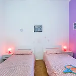 Center Big With Private Parking * 풀라